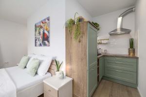 Studio Apartment Rosa Krk