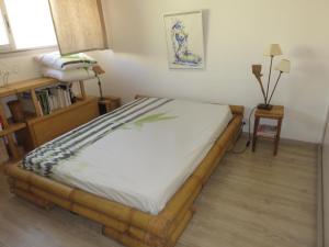 T2 50m carrés vue mer piscine tennis