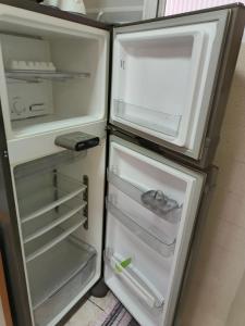 Ap 2 dormitórios avenida Brasil