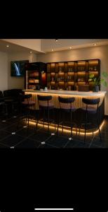 Shelton Airport Hotel