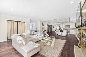 Stunning House wt 6Br 5Bth SJ