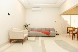 Casa Inteligente c Alexa, Ofurô, perto do diRoma