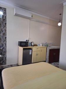 SHISHI studio room