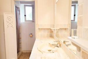 Villas Superbe Villa, Piscine chauffee, jardin, climatisee : photos des chambres