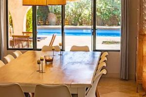 Villas Superbe Villa, Piscine chauffee, jardin, climatisee : photos des chambres