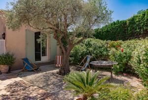 Villas Superbe Villa, Piscine chauffee, jardin, climatisee : photos des chambres