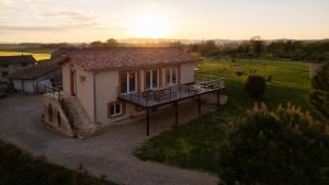 Gîte les Vabres - Ancienne ferme rénovée piscine pétanque