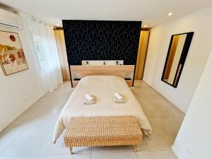 Villas Villa familiale de Collonges : photos des chambres