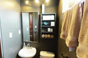 Enjoy AC in the Penthouse at Inn Ajijic