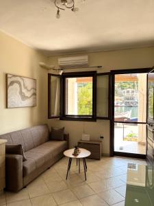 Vathi Seaside Apartment