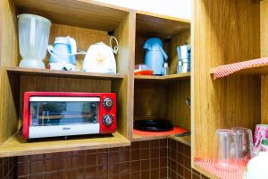 RIO PRAIA LOFT COPACABANA COBERTURA COM VARANDA PROXIMO PRAIA DE COPACABANA COM 2 CAMAS COPACABANA ARPOADOR com camas de casal e solteiro ,quarto reversivel , POSTO 6