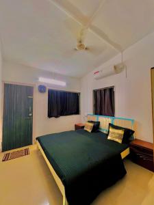 Mannat villa - The Dream Stays ll Big Pvt Pool ll 2Ac Rooms ll Mountain view