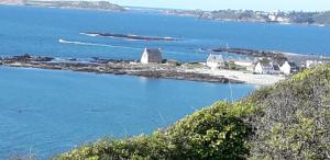 Maisons de vacances Charmante maison proche de la mer a Locquemeau : photos des chambres