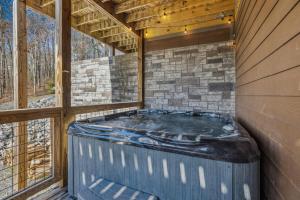 Wild Heart Lodge cabin