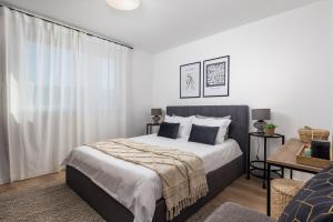 Apartment Mares View