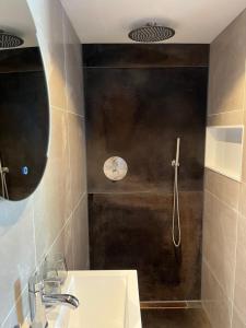 Fazantisch Studio for 2 with private parking