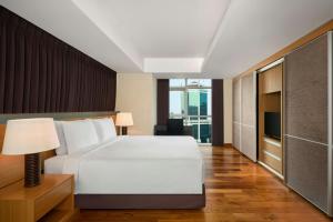 JW Marriott Hotel & Suites Saigon, The Apartments