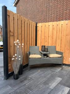 Fazantisch Studio for 2 with private parking