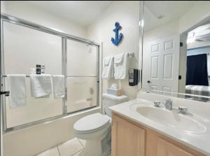 Lake Ozark-1BD1BA-Hippo Pool, Regalia Resort