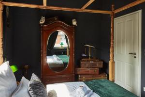 Little Wizard Apartment Hamburg - bis 4 Personen - 44 qm - Küche - Smart TV - kostenloser Parkplatz