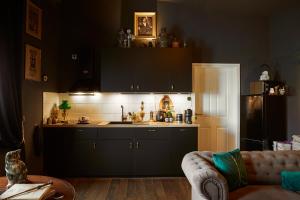 Little Wizard Apartment Hamburg - bis 4 Personen - 44 qm - Küche - Smart TV - kostenloser Parkplatz