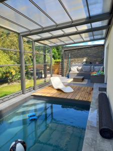 Villas Magnifique maison contemporaine piscine chauffee : photos des chambres