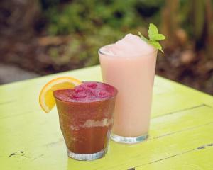 Main Street Retreat #16 - King Bed, On Main St, Shared Hot Tub & Pool