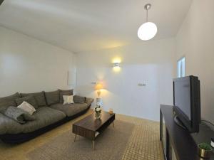 Maisons de vacances Gite de caractere avec piscine partagee au coeur du Perigord Noir - FR-1-616-484 : photos des chambres