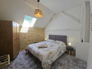 Maisons de vacances Gite de caractere avec piscine partagee au coeur du Perigord Noir - FR-1-616-484 : photos des chambres