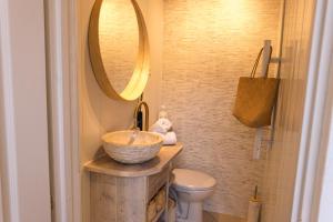 Appart'hotels LA GARE DE L-ART - Gastehaus im ehemaligen Bahnhof : photos des chambres
