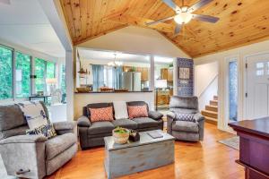 10 Mi to Sugar Mtn Bluebird Cottage in Newland