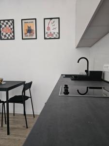 Cloud 9 Apartment