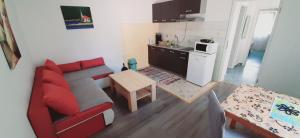 Ema & Sea Apartments