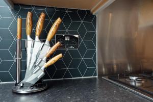 Luxury Living, Central Spot