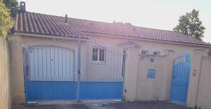 Maisons de vacances 140 m2 villa with pool in Pernes-Les-Fontaines : photos des chambres
