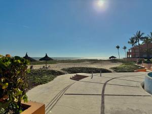 Depa en EDM planta baja a pie de playa