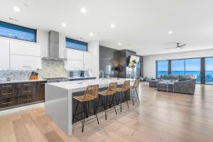 Modern Bayfront Memories