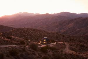 Hawkeye Dome - Pool, Spa, Great Views