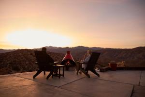 Hawkeye Dome - Pool, Spa, Great Views