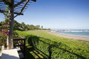 Villa Cala Honda, Private Beachfront Escape