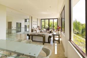 Villa Cala Honda, Private Beachfront Escape