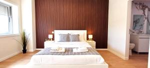 Suite Room With Balcony and Douro Views