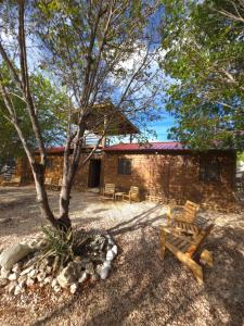 La Casita De La Cueva