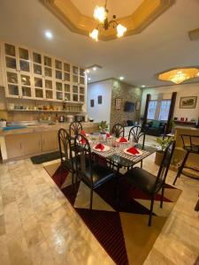 3-Bedroom House with 2-full bathrooms