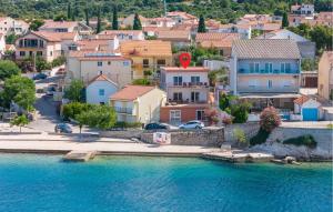 1 Bedroom Lovely Apartment In Brodarica