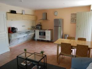 Villas Country House in Provence with Garden Access, cleaning included : photos des chambres