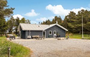Amazing Home In Rømø With Kitchen
