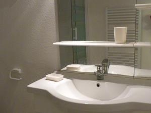 Appartements Apartment in Bayeux near D-Day Beaches, cleaning included : photos des chambres