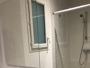 Villas Villa in Berlou with Pool and Vineyards, cleaning included : photos des chambres