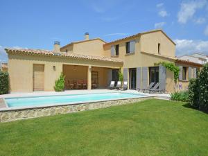 Villas Villa in Malaucene near Mount Ventoux, cleaning included : photos des chambres